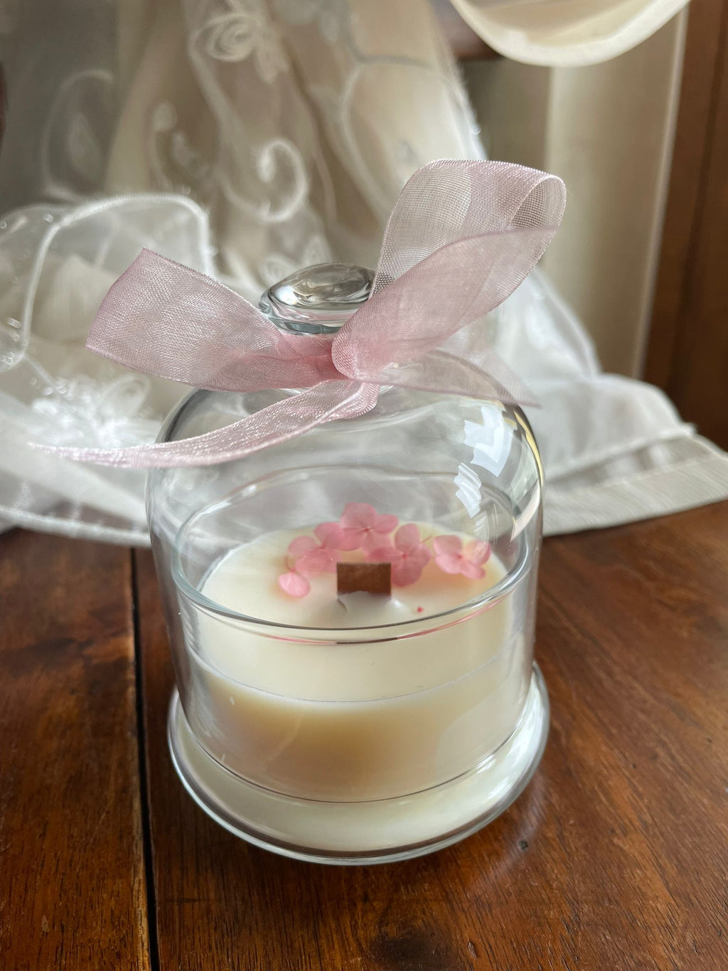 Candela in cera di soia con cupola in vetro, bomboniere battesimo, comunione, cresima e matrimonio