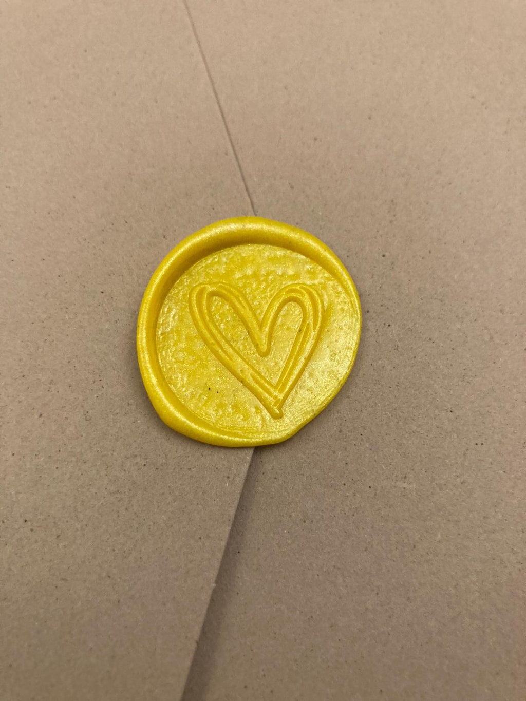 Partecipazioni di Matrimonio sigillo cuore giallo| Carta Pregiata Martellata | Sigillo Ceralacca | Anniversari Speciali