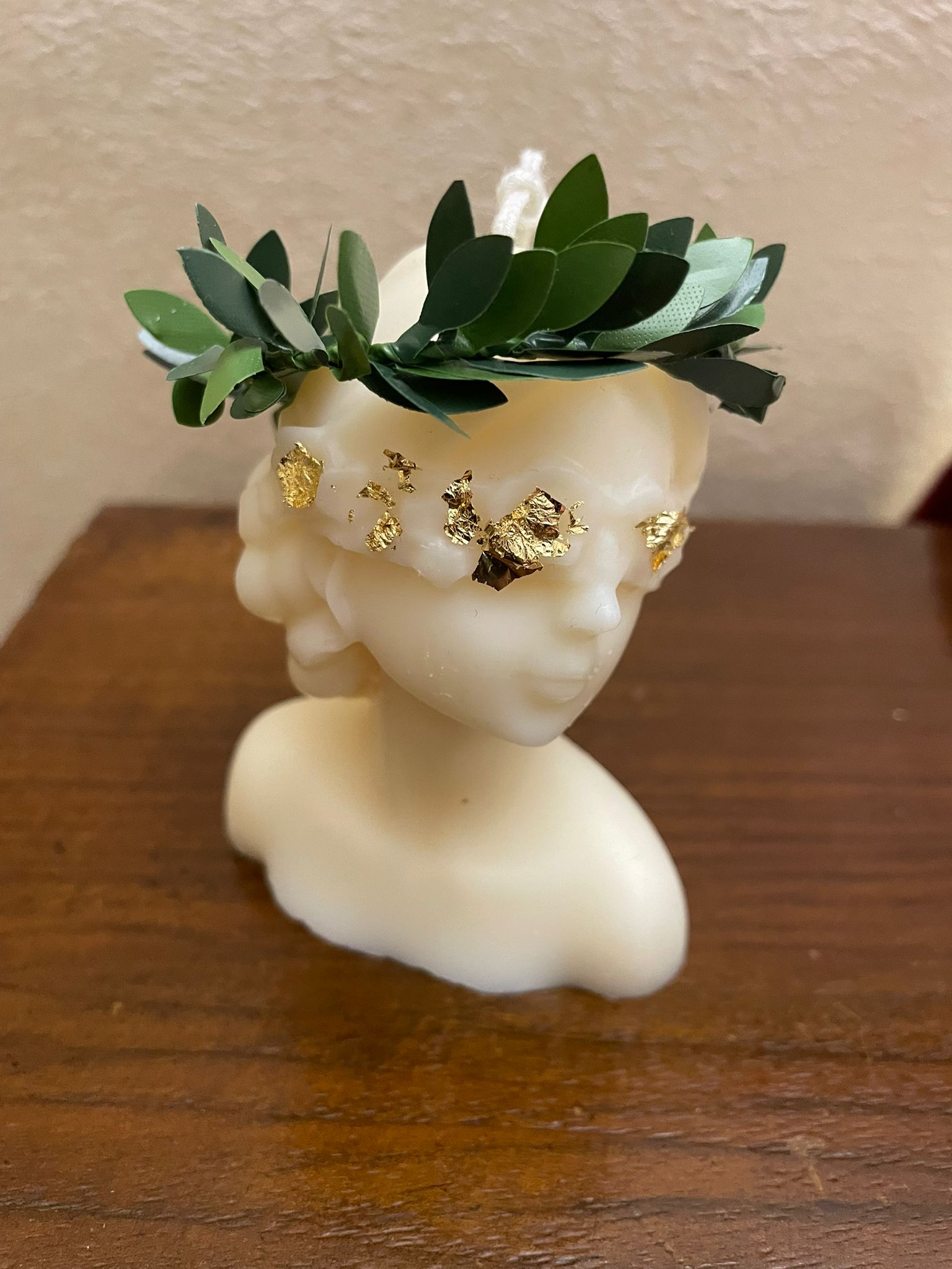 Candela dea bendata, cera di soia, bomboniere, laurea, battesimo