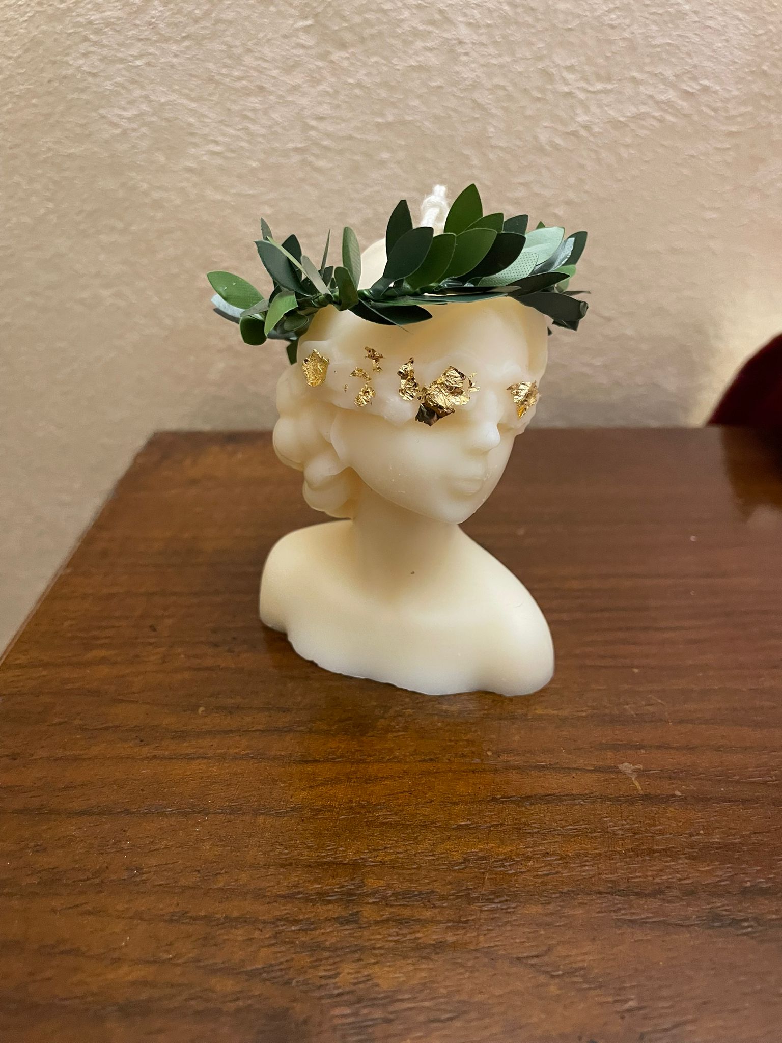 Candela dea bendata, cera di soia, bomboniere, laurea, battesimo