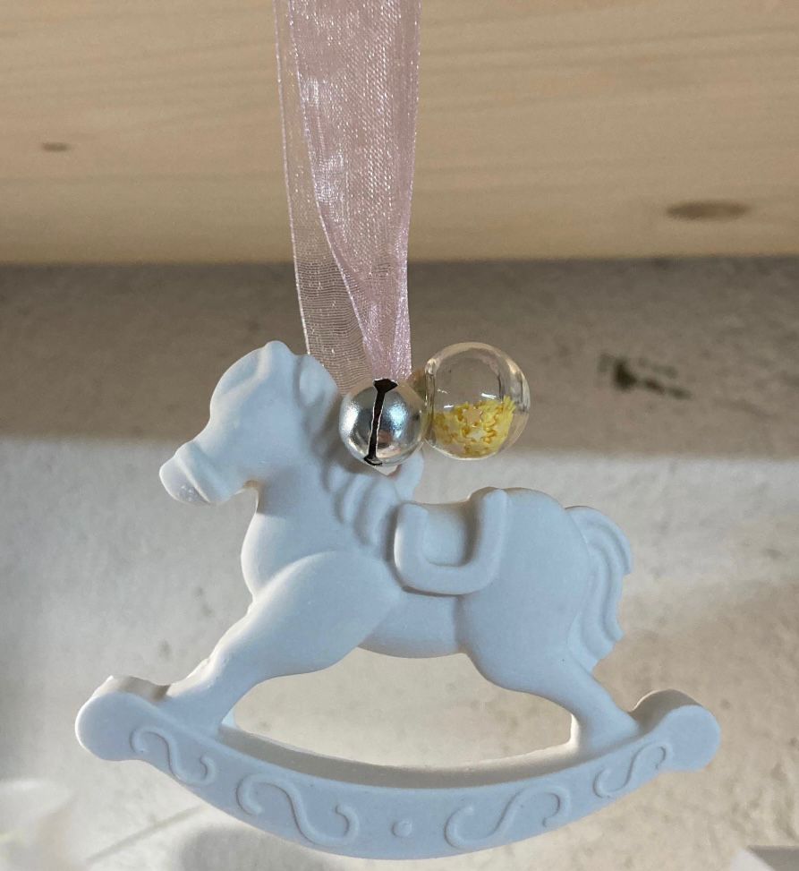 cavallo a dondolo in ceramica, battesimo, nascita, comunione, cresima, bomboniera